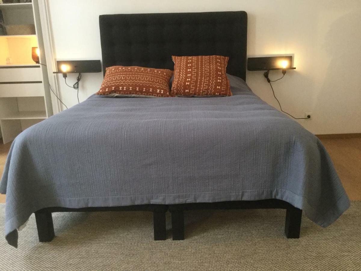 10 Rue Chevalier Roze * Marseilles
