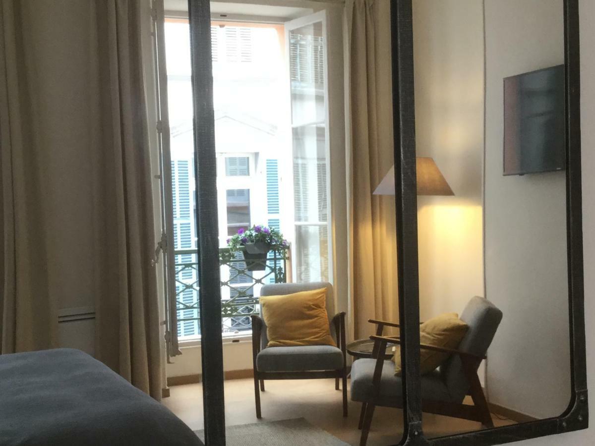 Appartement 10 Rue Chevalier Roze *