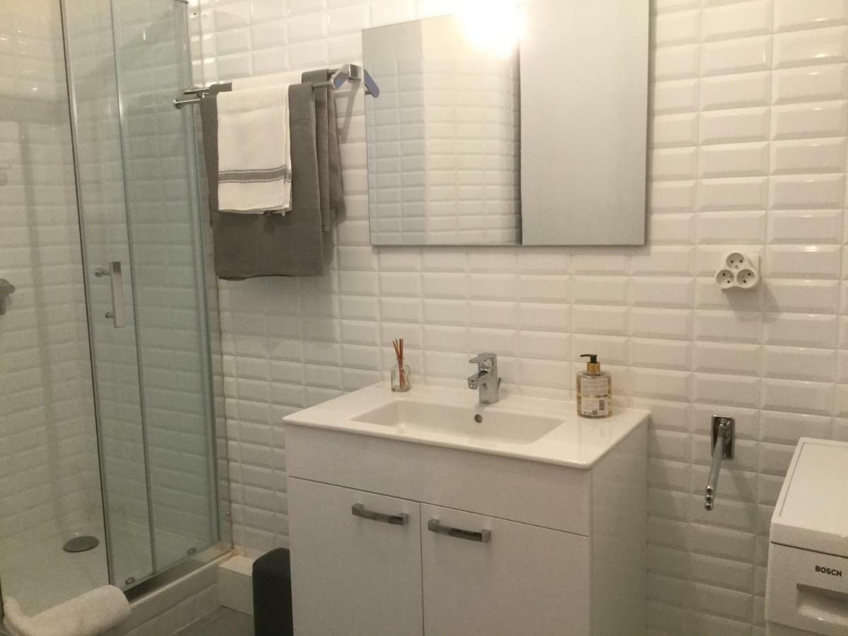 Apartment 10 Rue Chevalier Roze
